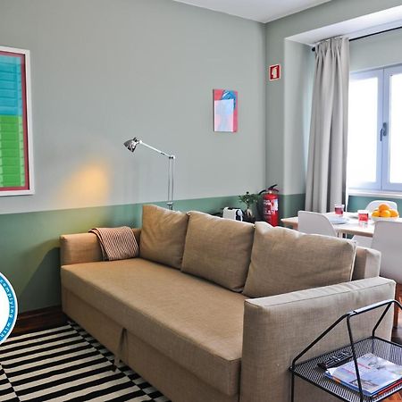 Pop The Cork In Lisbon By Misha'S Place 5B Exteriér fotografie